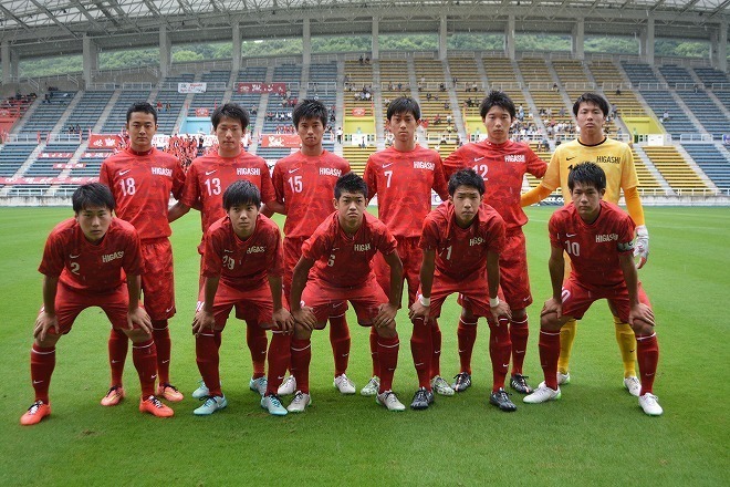 15インターハイ 代表校レポート 最高峰の舞台で戦う姿勢を高めた東福岡 昨年とは異なるスタイルで連覇を狙う サッカーダイジェストweb 15インターハイ 代表校レポート 最高峰の舞台で戦う姿勢を高めた東福岡 昨年とは異なるスタイルで連覇を狙う サッカーダイジェストweb