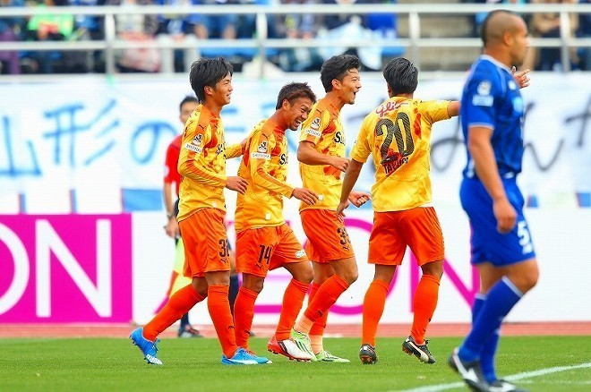 J1採点 山形 清水 若手主体の編成が奏功 中盤を制した清水が山形を下す サッカーダイジェストweb J1採点 山形 清水 若手主体の編成が奏功 中盤を制した清水が山形を下す サッカーダイジェストweb