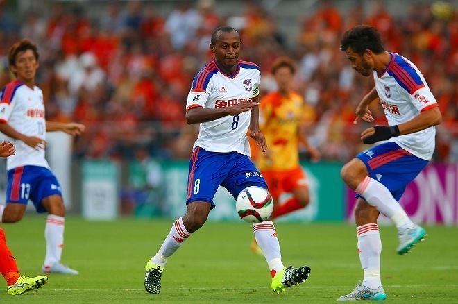 覆面記者の移籍市場マル秘トーク 柴崎は欧州挑戦に前向き 名古屋は助っ人を大放出との噂も サッカーダイジェストweb 覆面記者の移籍市場マル秘トーク 柴崎は欧州挑戦に前向き 名古屋は助っ人を大放出との噂も サッカーダイジェストweb