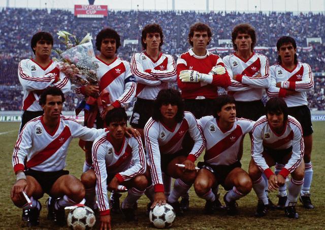 回想 リーベル プレートが日本で戦った4試合 1986 96 97 15夏 サッカーダイジェストweb 回想 リーベル プレートが日本で戦った4試合 1986 96 97 15夏 サッカーダイジェストweb