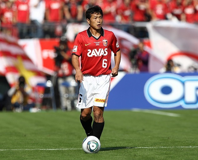浦和 坪井慶介 阿部勇樹 そして あの人 遠藤航が加入記者会見の場で語った 影響を受けた 名手たち サッカーダイジェストweb 浦和 坪井慶介 阿部勇樹 そして あの人 遠藤航が加入記者会見の場で語った 影響を受けた 名手たち サッカーダイジェストweb