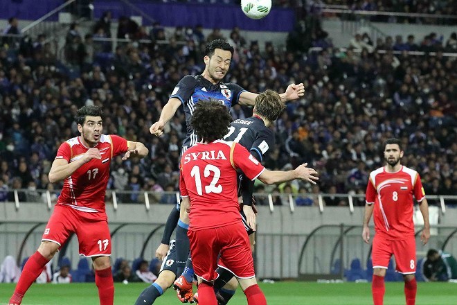 サッカーダイジェスト取材記者の採点 寸評 香川が背番号10に相応しい活躍ぶり ビッグセーブ連発の西川も高く評価 サッカーダイジェストweb