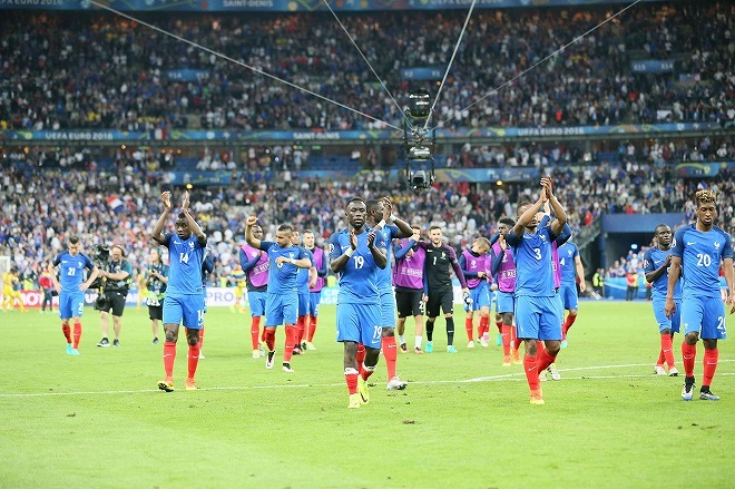 Euro16 華麗なる開幕セレモニー 開催国 フランスを救ったパイエ 涙の決勝ミドル サッカーダイジェストweb