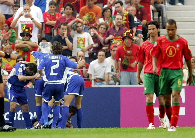 Euro 今日は何の日 6月12日 強豪たちの黒星発進 その後の異なる結末 サッカーダイジェストweb