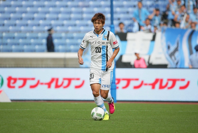 岩本輝雄のオタクも納得 車屋の献身的な姿勢に見るフロンターレの盤石の強さ サッカーダイジェストweb 岩本輝雄のオタクも納得 車屋の献身的な姿勢に見るフロンターレの盤石の強さ サッカーダイジェストweb