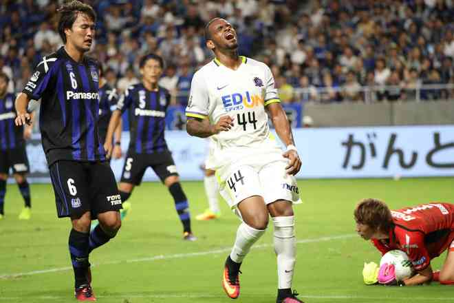 j1移籍 16年夏に新天地を求めた主な選手まとめ サッカーダイジェストweb j1移籍 16年夏に新天地を求めた主な選手まとめ サッカーダイジェストweb