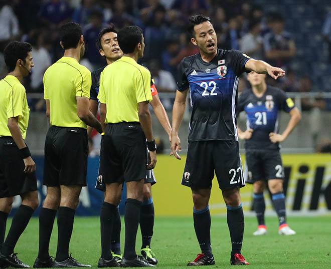 W杯最終予選photo 日本 1 2 Uae 本田の先制ゴールも痛恨の逆転負け サッカーダイジェストweb W杯最終予選photo 日本 1 2 Uae 本田の先制ゴールも痛恨の逆転負け サッカーダイジェストweb