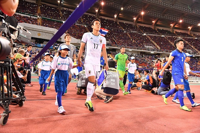 セルジオ越後 また本田や香川を先発させるの 時差ボケの海外組より国内組のほうが機能するよ サッカーダイジェストweb セルジオ越後 また本田や香川を先発させるの 時差ボケの海外組より国内組のほうが機能するよ サッカーダイジェストweb