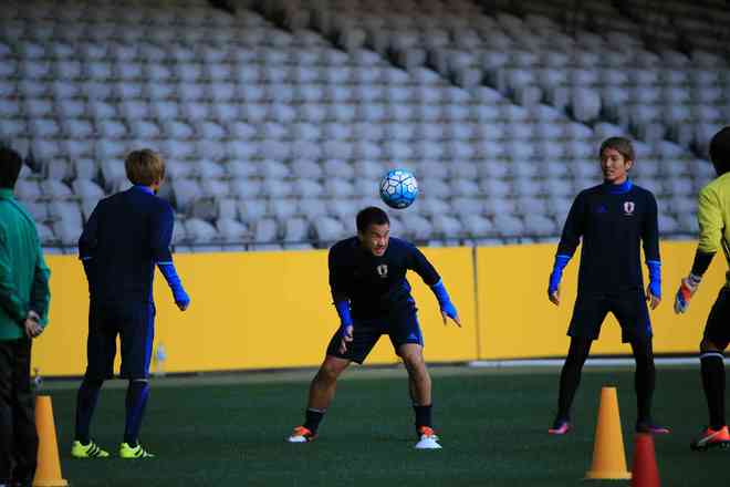 日本代表 怪我明けの岡崎慎司が伝授する 脱 シリアス のススメ サッカーダイジェストweb 日本代表 怪我明けの岡崎慎司が伝授する 脱 シリアス のススメ サッカーダイジェストweb
