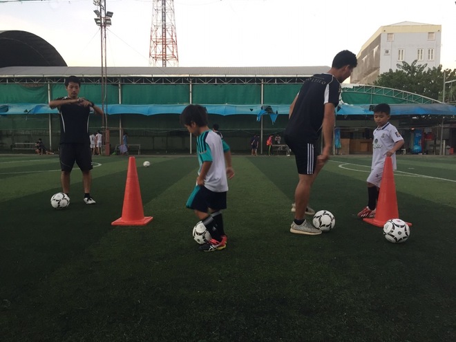 カンボジアに夢を 本田圭佑プロデュースのサッカースクールが海外で2か国目の開校 サッカーダイジェストweb カンボジアに夢を 本田圭佑プロデュースのサッカースクールが海外で2か国目の開校 サッカーダイジェストweb