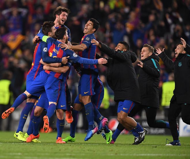 現地発 バルサの歴史的奇跡 その時カンプ ノウは サッカーダイジェストweb