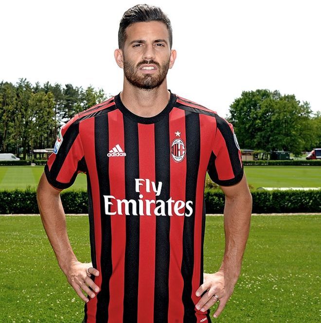 ミランがムサッキオ獲得を発表 中国資本での補強第一号 サッカーダイジェストweb ミランがムサッキオ獲得を発表 中国資本での補強第一号 サッカーダイジェストweb