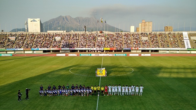 鹿児島のタイ人jリーガーは今どうしているのか 一瞬の目力に見えた18歳の反骨心 サッカーダイジェストweb 鹿児島のタイ人jリーガーは今どうしているのか 一瞬の目力に見えた18歳の反骨心 サッカーダイジェストweb