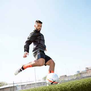 プーマ グリエーズマンやアグエロが着用する新スパイク Puma One を発表 サッカーダイジェストweb プーマ グリエーズマンやアグエロが着用する新スパイク Puma One を発表 サッカーダイジェストweb