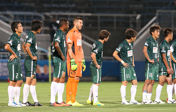 横浜fc１ ０岐阜 Photo ジョン チュングンの１発で横浜fcが連敗を４でストップ サッカーダイジェストweb