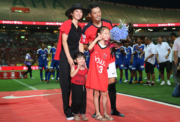 鈴木啓太引退試合 Photo 浦和一筋16年 共に戦った選手たちと同窓会をコンセプトに引退試合をした鈴木 サッカーダイジェストweb 鈴木啓太引退試合 Photo 浦和一筋16年 共に戦った選手たちと同窓会をコンセプトに引退試合をした鈴木 サッカーダイジェストweb