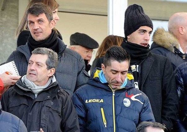 長男がセリエcクラブへ移籍 次男はミラン下部組織で奮戦中 マルディーニ王朝 は続く サッカーダイジェストweb 長男がセリエcクラブへ移籍 次男はミラン下部組織で奮戦中 マルディーニ王朝 は続く サッカーダイジェストweb