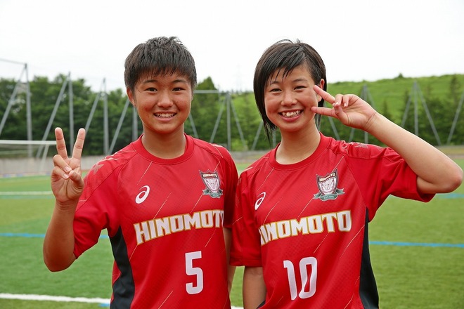 総体 日ノ本学園の復権を担うのは 中学時代に男子チームで鍛えられた俊英コンビ サッカーダイジェストweb 総体 日ノ本学園の復権を担うのは 中学時代に男子チームで鍛えられた俊英コンビ サッカーダイジェストweb