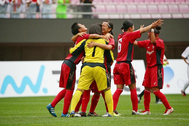 総体 女子は日ノ本学園が2年ぶり5回目の優勝 前回女王の藤枝順心にリベンジ果たす サッカーダイジェストweb 総体 女子は日ノ本学園が2年ぶり5回目の優勝 前回女王の藤枝順心にリベンジ果たす サッカーダイジェストweb