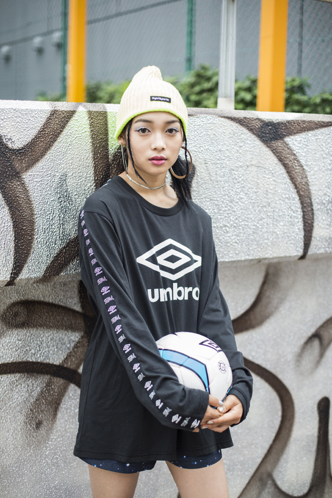 X Girl Sports Umbro 初のコラボレーションアイテムが発売 サッカーダイジェストweb