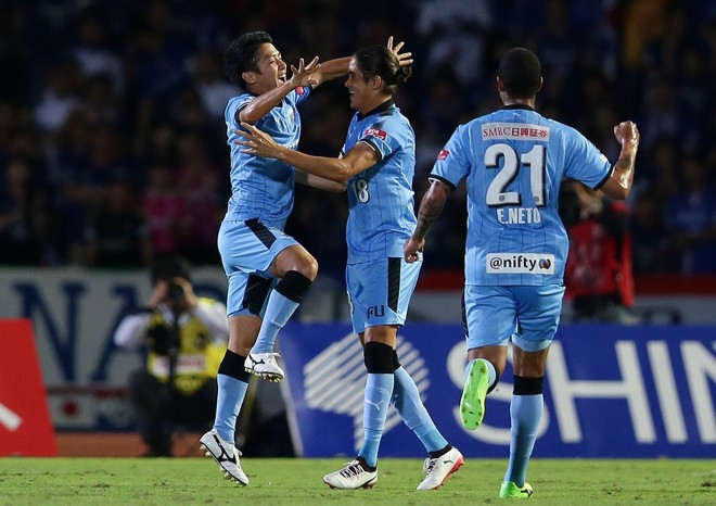 満員の神奈川ダービーは川崎に軍配 大島 小林 家長の3発で横浜を寄せ付けず サッカーダイジェストweb 満員の神奈川ダービーは川崎に軍配 大島 小林 家長の3発で横浜を寄せ付けず サッカーダイジェストweb