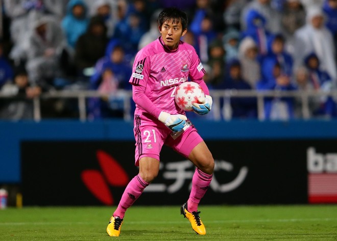 中村俊輔の 無回転fk を止めた飯倉大樹の駆け引きの妙 サッカーダイジェストweb 中村俊輔の 無回転fk を止めた飯倉大樹の駆け引きの妙 サッカーダイジェストweb