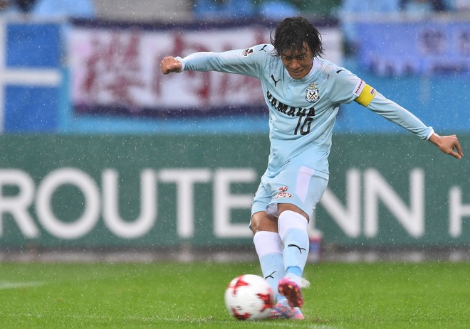 あの中村俊輔が 決めたことのないfk がある 雨中の古巣対決で試みるも サッカーダイジェストweb あの中村俊輔が 決めたことのないfk がある 雨中の古巣対決で試みるも サッカーダイジェストweb