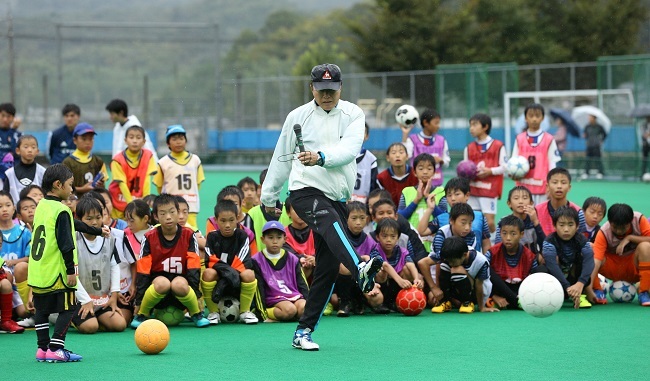 雨の中 150名のサッカー少年少女が参加 Kamamoto Football Festival In 岡山 サッカーダイジェストweb