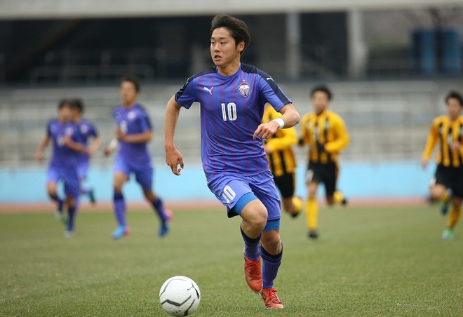 選手権 徳島入団内定の本格派fwが狙うは 大迫超え 東福岡戦では3点以上取りたい サッカーダイジェストweb 選手権 徳島入団内定の本格派fwが狙うは 大迫超え 東福岡戦では3点以上取りたい サッカーダイジェストweb