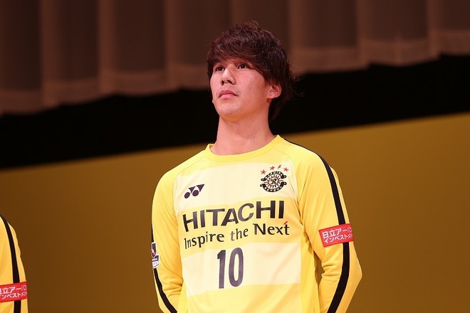 柏 クラブから提示された重みある 期待 江坂任にとっての 10番 の意味 サッカーダイジェストweb 柏 クラブから提示された重みある 期待 江坂任にとっての 10番 の意味 サッカーダイジェストweb