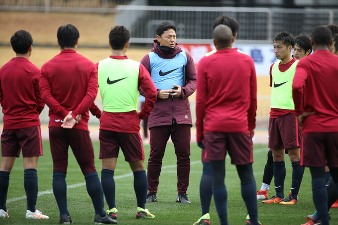 鹿島 去年のことがあるし 大岩剛監督が見つめるキャンプ序盤のチーム状態は サッカーダイジェストweb 鹿島 去年のことがあるし 大岩剛監督が見つめるキャンプ序盤のチーム状態は サッカーダイジェストweb