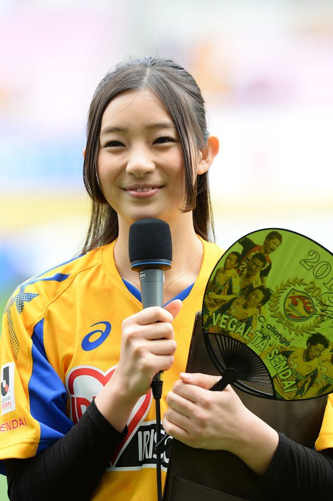 初代マネ あだっちぃーが Jリーガーの好きな女性タレントランキング にモノ申す サッカーダイジェストweb