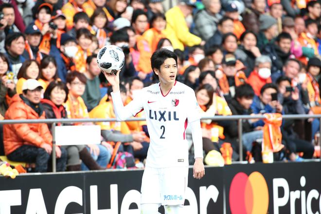 鹿島 膝は全然いいけど 久々のjの舞台を振り返った内田篤人の感触は サッカーダイジェストweb 鹿島 膝は全然いいけど 久々のjの舞台を振り返った内田篤人の感触は サッカーダイジェストweb