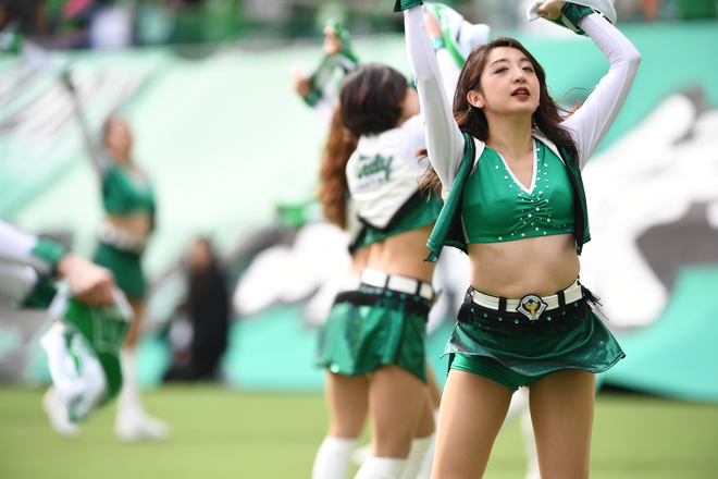美女チア 緑 の躍動感 東京vの ヴェルディヴィーナス を一挙に紹介 サッカーダイジェストweb