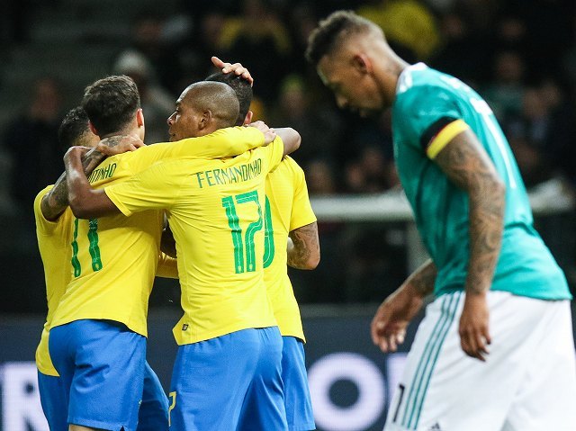 親善試合まとめ ブラジルが敵地でドイツ撃破 イングランドはイタリアに勝ち切れず Etc サッカーダイジェストweb 親善試合まとめ ブラジルが敵地でドイツ撃破 イングランドはイタリアに勝ち切れず Etc サッカーダイジェストweb