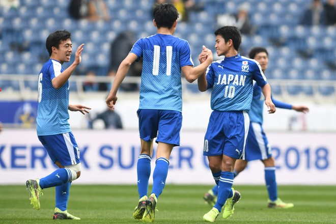 日本高校選抜が5年ぶり2度目の優勝 決勝でボルシアmgを撃破 サッカーダイジェストweb 日本高校選抜が5年ぶり2度目の優勝 決勝でボルシアmgを撃破 サッカーダイジェストweb