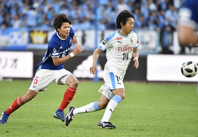 岩本輝雄の場外乱闘レビュー 川崎のパスサッカーに あの選手 はハマるのか サッカーダイジェストweb 岩本輝雄の場外乱闘レビュー 川崎のパスサッカーに あの選手 はハマるのか サッカーダイジェストweb