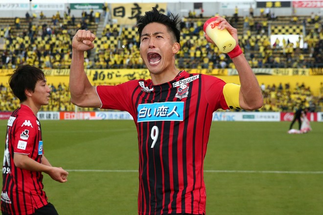 日本代表に選ばれてほしい の声も フィジカルモンスターの豪快ヘッドにj1最高評価 サッカーダイジェストweb 日本代表に選ばれてほしい の声も フィジカルモンスターの豪快ヘッドにj1最高評価 サッカーダイジェストweb