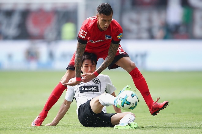 あのハセベがまさかの 日本代表主将 長谷部誠が独メディアも驚く愚行で一発退場 サッカーダイジェストweb あのハセベがまさかの 日本代表主将 長谷部誠が独メディアも驚く愚行で一発退場 サッカーダイジェストweb