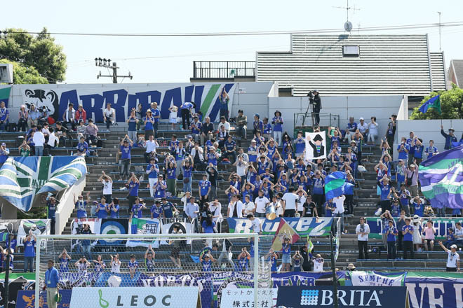 横浜fc １ 0 徳島 Photo 北爪のプロ初ゴールが決勝弾 横浜fcが徳島に勝利 サッカーダイジェストweb