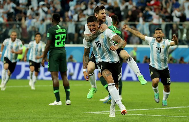 劇的な幕切れ アルゼンチンがナイジェリアとの死闘を制し 16強入りを決める ロシアw杯 サッカーダイジェストweb 劇的な幕切れ アルゼンチンがナイジェリアとの死闘を制し 16強入りを決める ロシアw杯 サッカーダイジェストweb