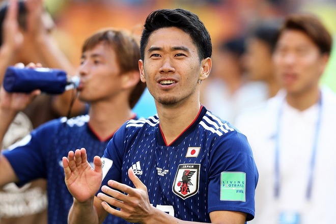 カガワに適う者はいない 香川真司をドルト地元メディアが 不動のスタメン と激賞 サッカーダイジェストweb カガワに適う者はいない 香川真司をドルト地元メディアが 不動のスタメン と激賞 サッカーダイジェストweb