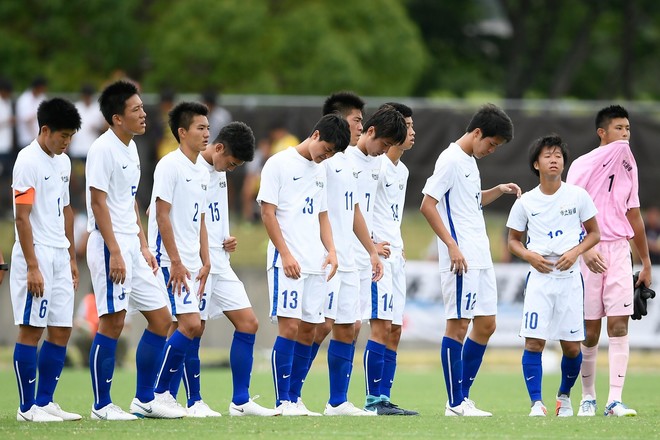総体 まさかの初戦敗退を喫した市立船橋 名将 朝岡隆蔵が明かした敗因と冬の選手権に懸ける想い サッカーダイジェストweb 総体 まさかの初戦敗退を喫した市立船橋 名将 朝岡隆蔵が明かした敗因と冬の選手権に懸ける想い サッカーダイジェストweb