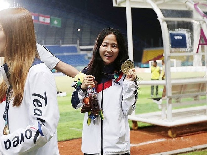 韓国女子代表のビーナス イ ミナが表彰式の貴重なショットを大公開 金より価値ある銅メダル サッカーダイジェストweb 韓国女子代表のビーナス イ ミナが表彰式の貴重なショットを大公開 金より価値ある銅メダル サッカーダイジェストweb