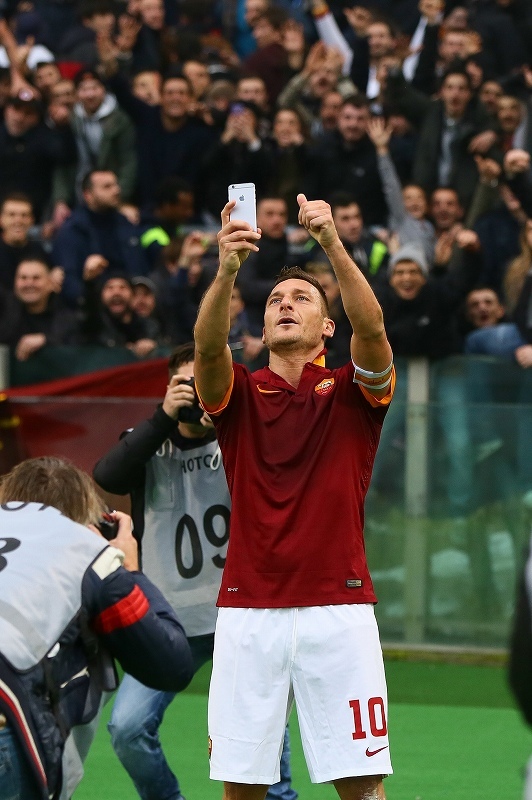 Photo 無類の勝負強さ ライバル史にその名を刻んだ ダービー男 たち サッカーダイジェストweb Photo 無類の勝負強さ ライバル史にその名を刻んだ ダービー男 たち サッカーダイジェストweb