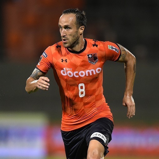 Jリーグ移籍 14年夏に新天地を求めた選手たち 外国籍プレーヤー編 サッカーダイジェストweb Jリーグ移籍 14年夏に新天地を求めた選手たち 外国籍プレーヤー編 サッカーダイジェストweb