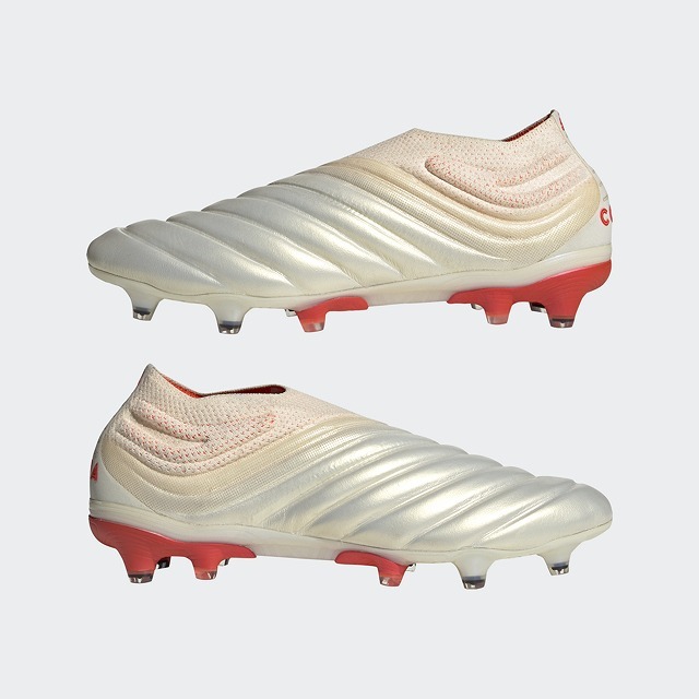 鬼フィットに神タッチ しなやかなボールタッチを追求するadidasのレザースパイク Copa がフルモデルチェンジ サッカーダイジェストweb