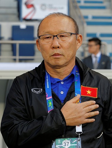 Jクラブ注目の21歳mfに老練な韓国人指揮官 日本の次なる相手 若きベトナム代表の勢いが侮れない アジア杯 サッカーダイジェストweb