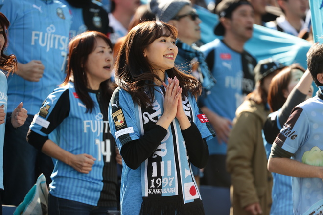 Photo 川崎フロンターレ 浦和レッズの美女サポーターたち サッカーダイジェストweb Photo 川崎フロンターレ 浦和レッズの美女サポーターたち サッカーダイジェストweb