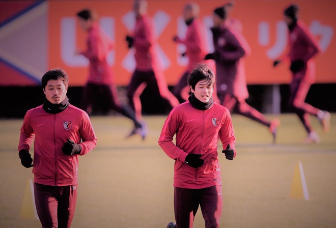 鹿島 内田篤人が語る レジェンド小笠原の引退 そして新時代の旗頭としての決意 サッカーダイジェストweb 鹿島 内田篤人が語る レジェンド小笠原の引退 そして新時代の旗頭としての決意 サッカーダイジェストweb